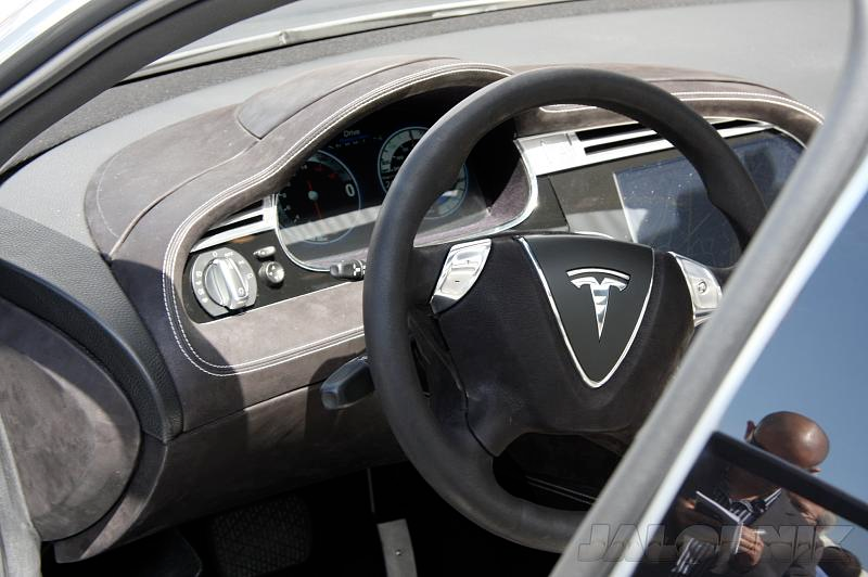 Illustration for article titled Tesla Model S Sedan Concept: $49,900 Seven-Seater Electric To Hit Streets In 2011